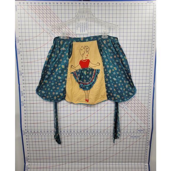Vintage Peekaboo Lady Handmade Apron with Pockets Retro Cottagecore Style - Picture 5 of 11